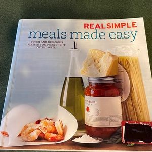 Real Simple/ Meals made easy / New